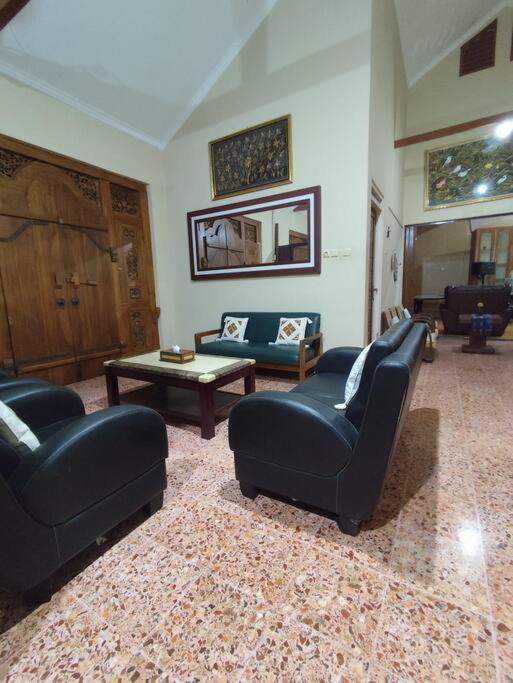 Niki Mawon Homestay Kejayan Esterno foto